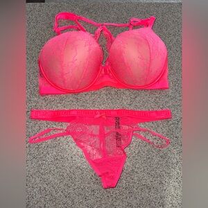NWOT Victoria's Secret Very Sexy strappy lace pushup bra and thong set